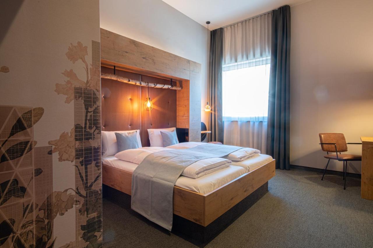 Riku Hotel Göppingen Екстериор снимка
